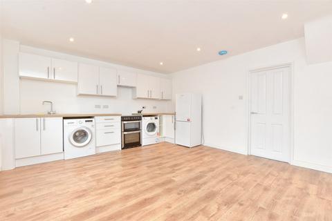 1 bedroom ground floor flat for sale, Slipshatch Road, Reigate, Surrey