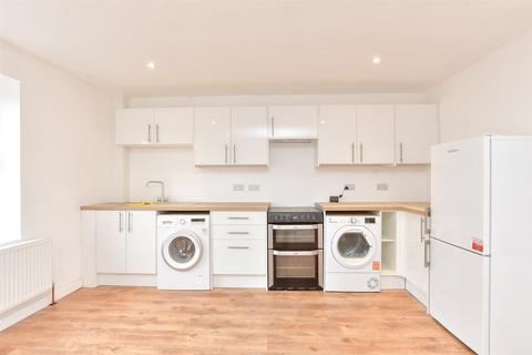 1 bedroom ground floor flat for sale, Slipshatch Road, Reigate, Surrey