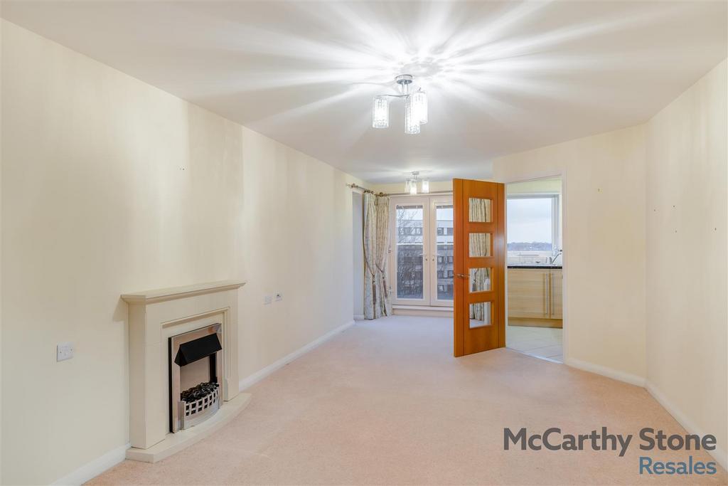 8631496-interior03.jpg