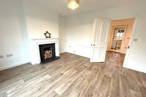 3 bedroom terraced house to rent, Station Road, Snainton, Scarborough