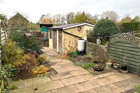 3 bedroom terraced house to rent, Station Road, Snainton, Scarborough