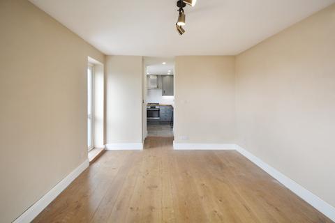 1 bedroom flat for sale, Sulivan Court, London, SW6