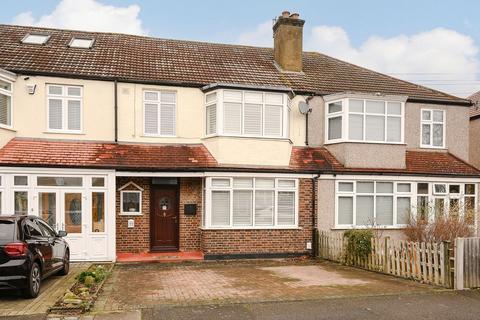 3 bedroom semi-detached house for sale, Greenway, London SW20