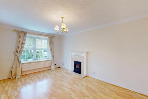3 bedroom detached house for sale, St. Lawrence Way, Tallington