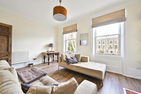 39 Approach Road, London, E2 9LY
