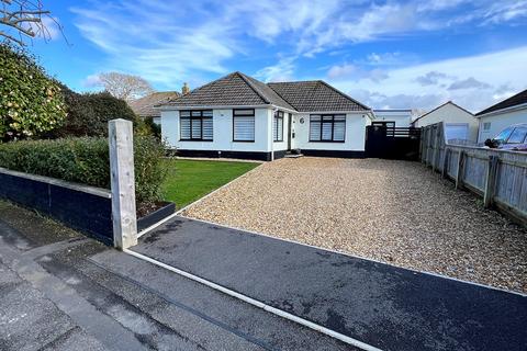 3 bedroom detached bungalow for sale, Westbury Close, Barton On Sea, New Milton, Hampshire. BH25 7AZ