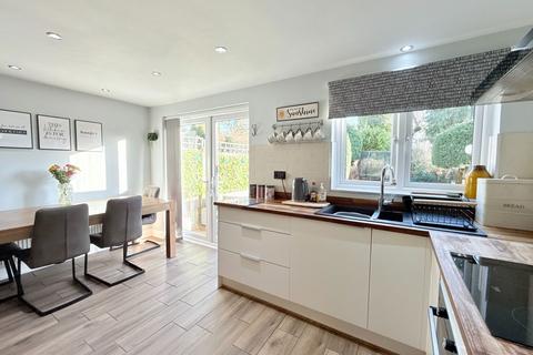 60 Wiseacre Croft, Shirley, Solihull, B90 1BB