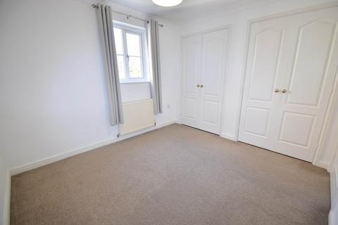 2 bedroom apartment to rent, Defiant Road, Norwich NR6