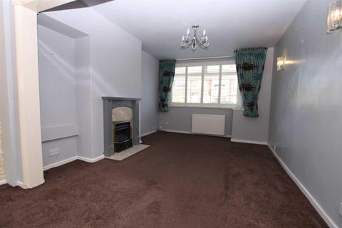 3 bedroom semi-detached house to rent, Shrewsbury Road, Sale