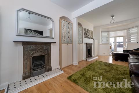 3 bedroom end of terrace house for sale, Suffield Road, Chingford, E4