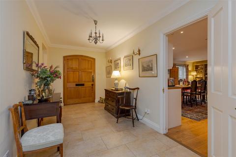 undefined, Littleton Lane, Littleton, Guildford