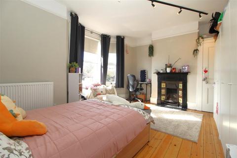 4 bedroom terraced house for sale, St. Lukes Avenue, Ramsgate