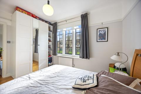 2 bedroom apartment for sale, Mortimer Crescent, Kilburn Park, NW6