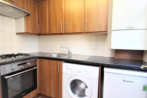 Studio to rent, Lausanne Road, London N8