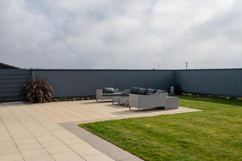 Holmefield Common Lane, Thurcroft, Rotherham, S66 9BW