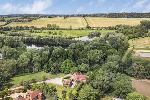 Carvell House Playhatch Road, Sonning Eye, Reading, RG4 6TU