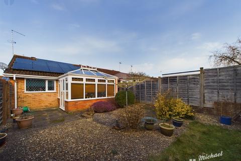 2 bedroom bungalow for sale, Leapingwell Lane, Winslow, Buckingham, Buckinghamshire