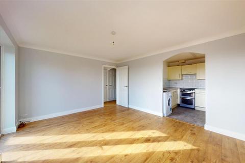 2 bedroom flat for sale, Redcot Mews, Stamford