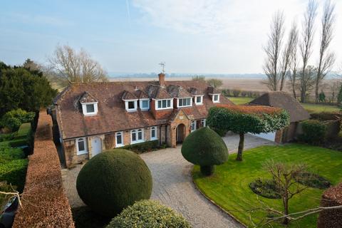 4 bedroom detached house for sale, Faversham Road, Boughton Lees