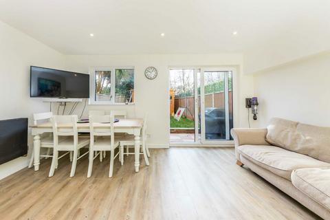 4 bedroom house to rent, Sheridan Road, Ham TW10