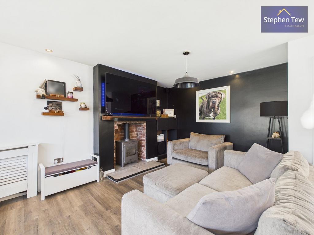 Lounge/ Dining Room
