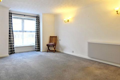 1 bedroom flat for sale, Chamberlaine Court, Banbury