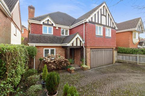 4 bedroom detached house for sale, Uplands Drive, Uckfield, East Sussex, TN22