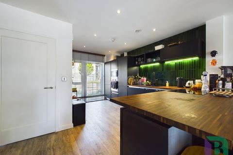 undefined, Countess Way, Milton Keynes MK10