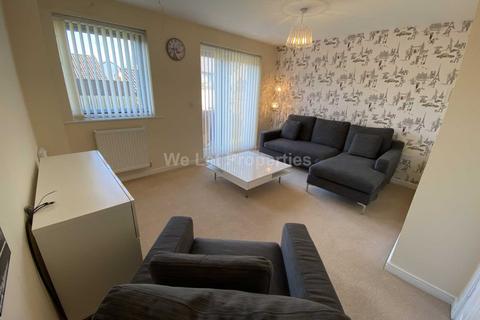 3 bedroom house to rent, Metcombe Way, Manchester M11