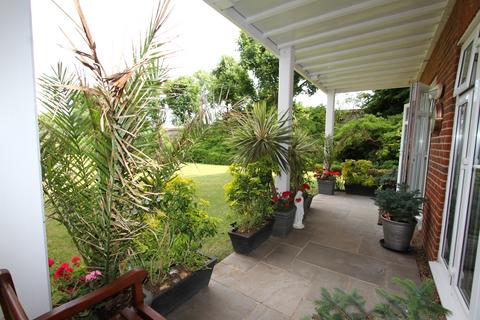 2 bedroom apartment for sale, Darley Road , Eastbourne  BN20