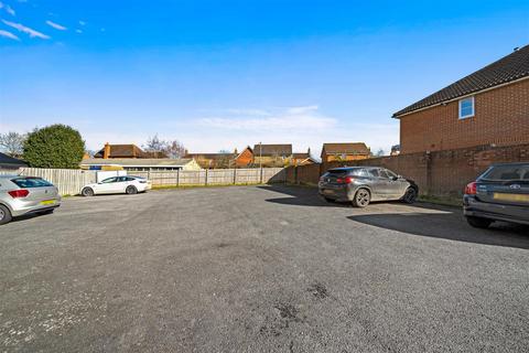 9a Peak Road, Guildford, GU2 9YE