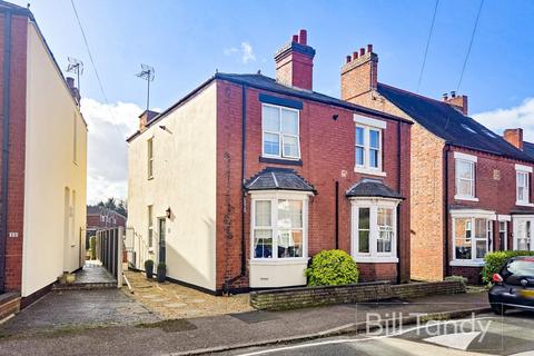 3 bedroom semi-detached house for sale, Ivanhoe Road, Lichfield, WS14