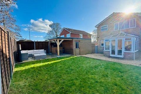 3 bedroom detached house for sale, Buckfield Road, Leominster