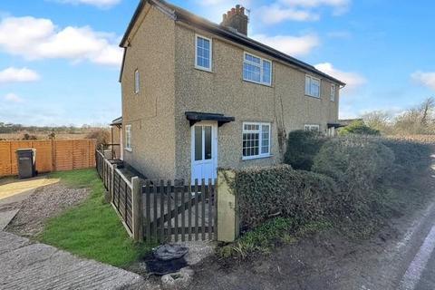 3 bedroom semi-detached house to rent, Bakers Lane, Black Notley