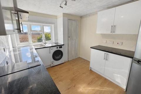 3 bedroom semi-detached house to rent, Bakers Lane, Black Notley