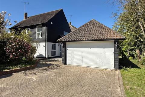 Hutton Village, Hutton, Brentwood