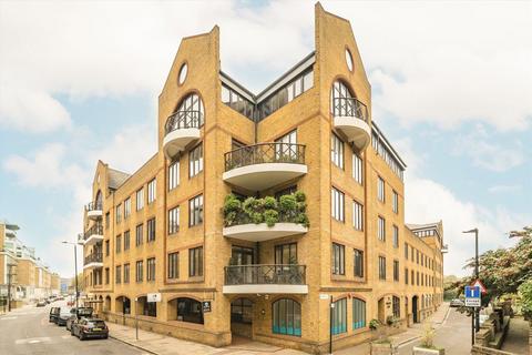 1 bedroom flat to rent, Knighten Street, London E1W