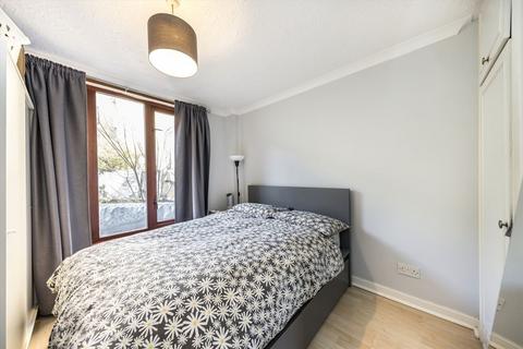 1 bedroom flat to rent, Knighten Street, London E1W