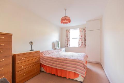 34 Alma Court, Bristol, BS8 2HH