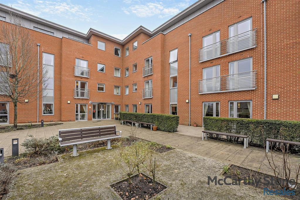 8637672-exterior03-800.jpg