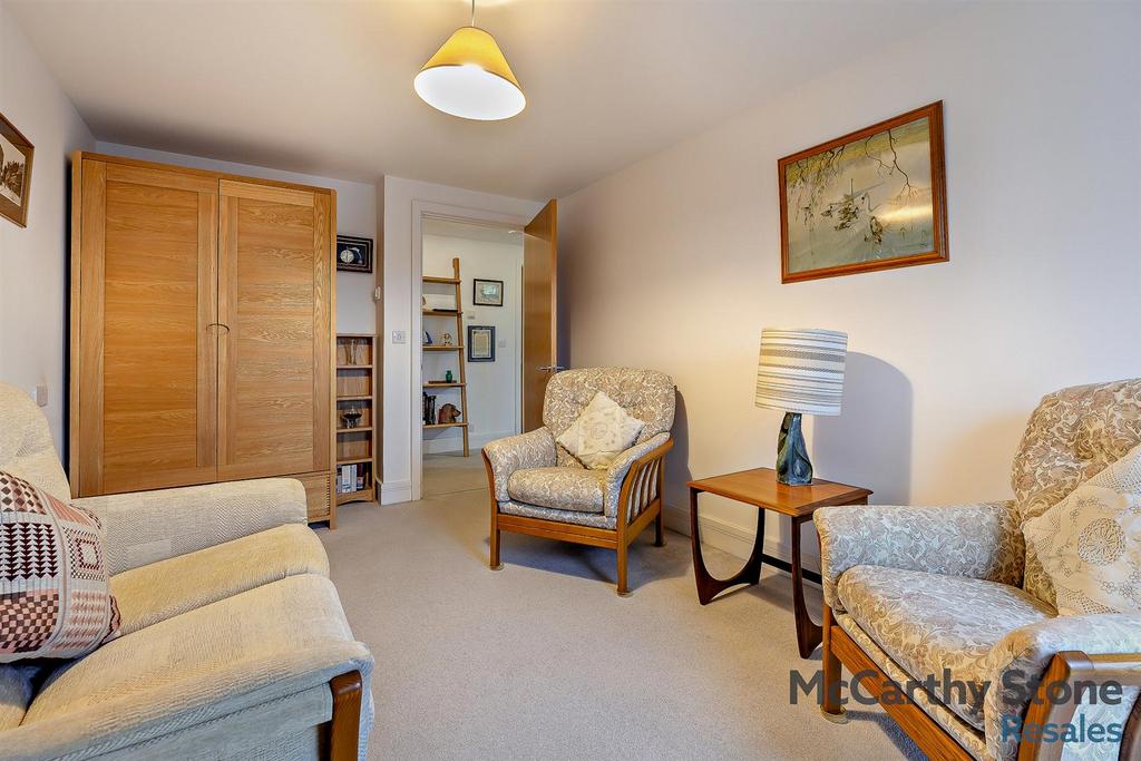 8637672-interior02-800.jpg