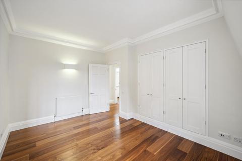 3 bedroom flat to rent, Sloane Street, Knightsbridge, London, SW1X