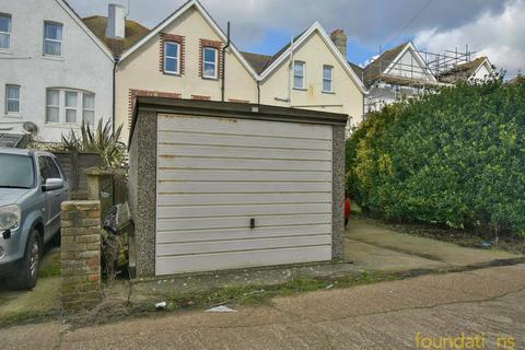 2 bedroom maisonette for sale, Egerton Road, Bexhill-on-Sea, TN39