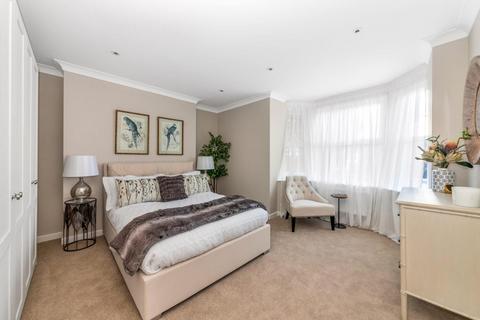 2 bedroom apartment for sale, Thurlow Park Road, London