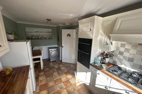 3 bedroom terraced house to rent, Drum Major Drive, Deal, Kent, CT14