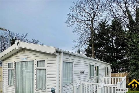 2 bedroom park home for sale, Lyons Pendyffryn Hall, Dwygyfylchi, Conwy, LL34