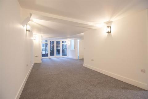 Studio for sale, Goldings Court, Boltro Road, Haywards Heath