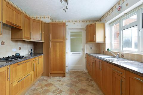 4 bedroom detached house for sale, Copse Avenue, Farnham, Surrey, GU9