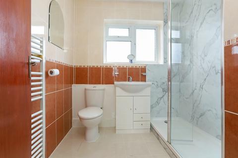 4 bedroom detached house for sale, Copse Avenue, Farnham, Surrey, GU9