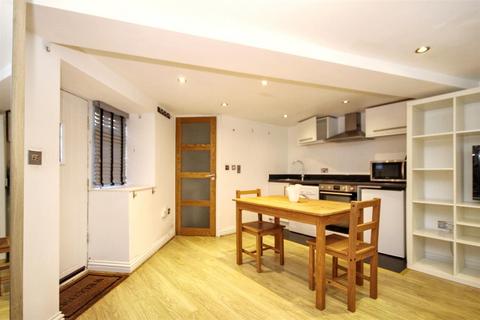 Studio for sale, Millmead Terrace, Guildford